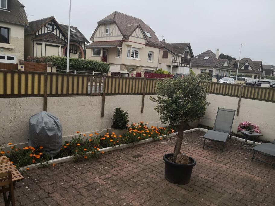 Spa Privatif Face Mer Riva Romantic & Spa Ouistreham Luaran gambar
