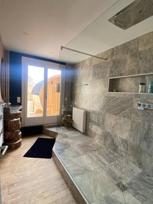 Spa Privatif Face Mer Riva Romantic & Spa Ouistreham Luaran gambar