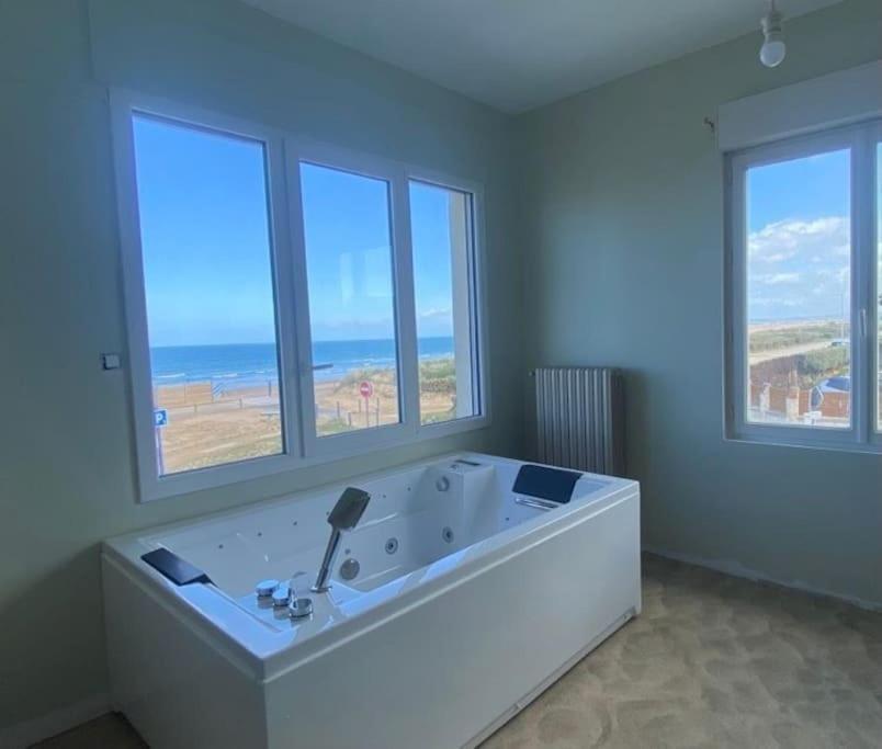 Spa Privatif Face Mer Riva Romantic & Spa Ouistreham Luaran gambar